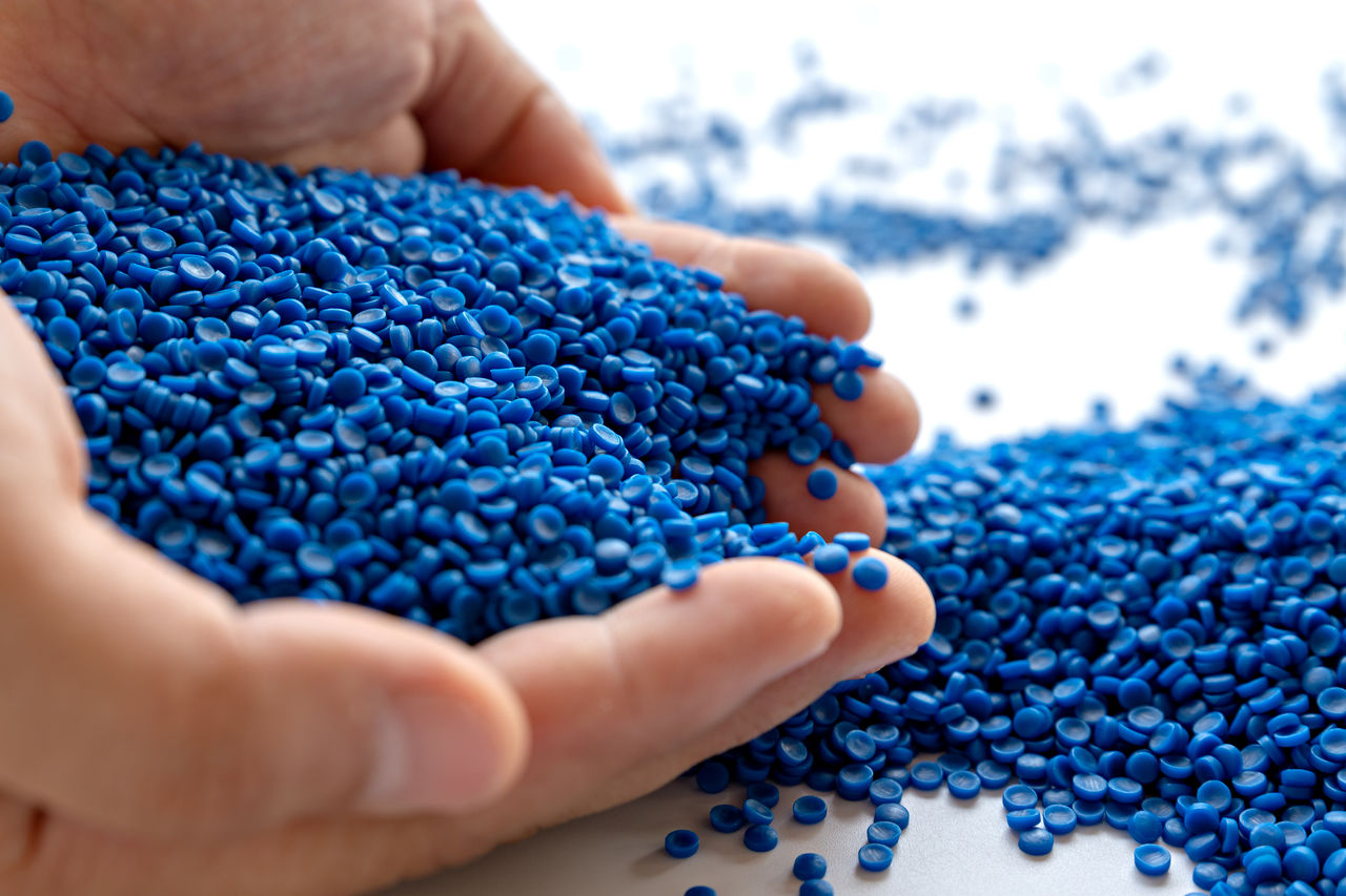 Blue plastic grain, plastic polymer granules,hand hold Polymer pellets, Raw materials for making water pipes, Plastics from petrochemicals and compound extrusion, resin from plant polyethylene.; Shutterstock ID 1805518771; purchase_order: -; job: -; client: -; other: -
1805518771